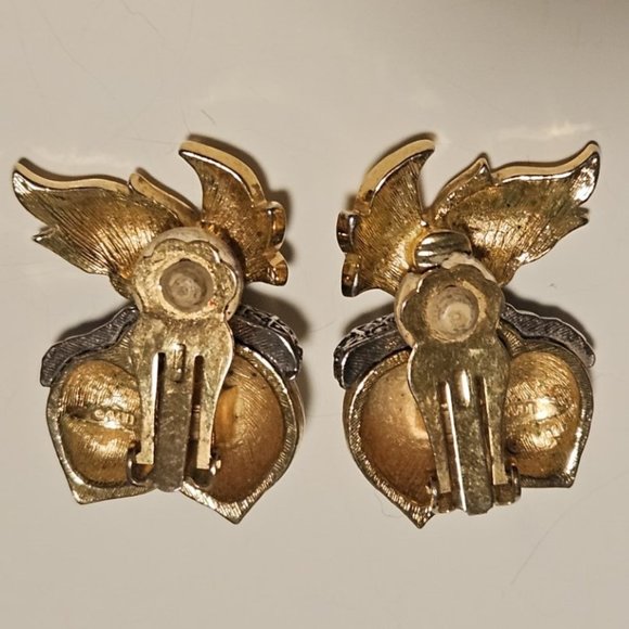 Vintage Avon Clip On Earrings ACORNS = Gold & Silver Tone - Picture 2 of 2